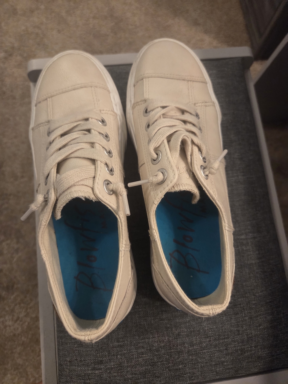 Ladies Cream Low-Top Canvas Platform Sneakers - Picture 2 of 4